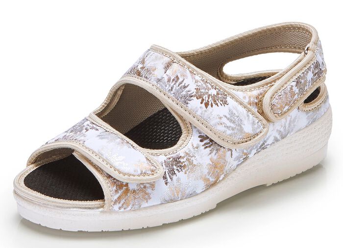 Sandaal gemaakt van glanzend textielmateriaal ECRU