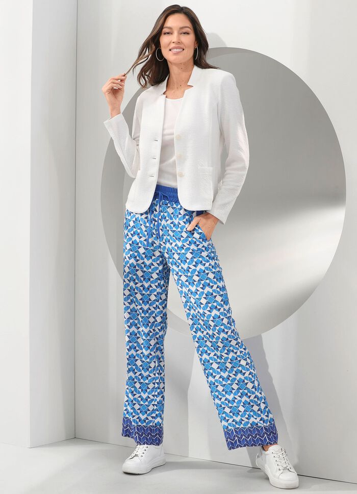 Broek met modieuze wijdte 