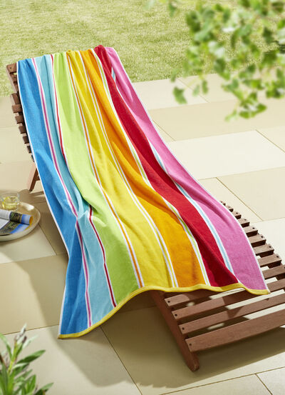 Velours strandlaken met extra absorberende achterkant  Velours strandlaken met extra absorberende achterkant