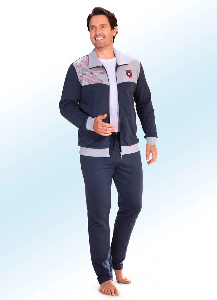 Vrijetijdspak met borduurmotief 