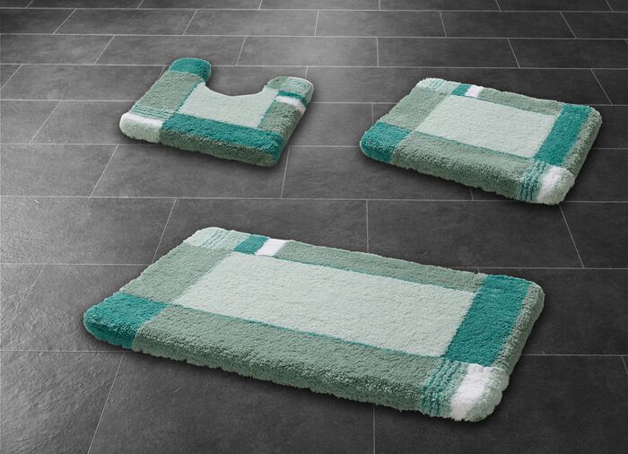 Badkamerset van Kleine Wolke met antislip achterkant CARIBISCH GROEN