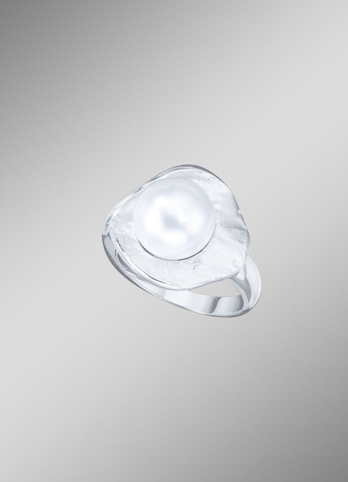 Damesring in Scandinavisch design met zoetwater gekweekte parel 
