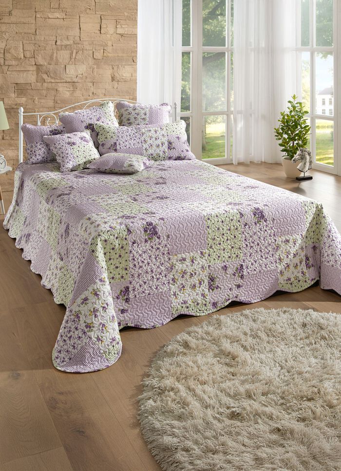 Digitaal bedrukte sprei in patchworklook 