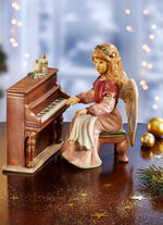 Beschermengel Gloria gemaakt van fijn steengoed 