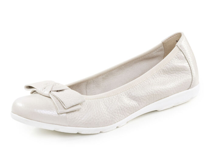 Caprice ballerina met decoratieve strik PARELWIT