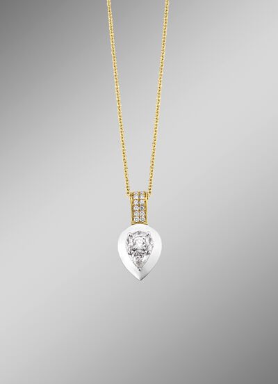 Hanger met briljant geslepen diamanten 