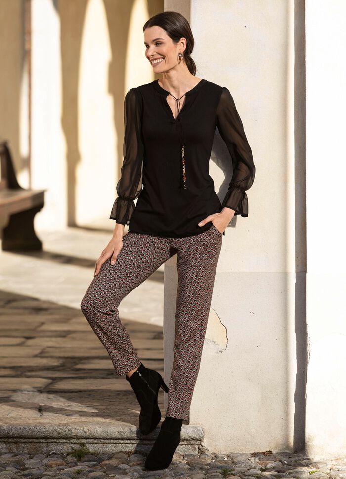 Shirt met bijzondere halslijnverwerking in 2 kleuren 