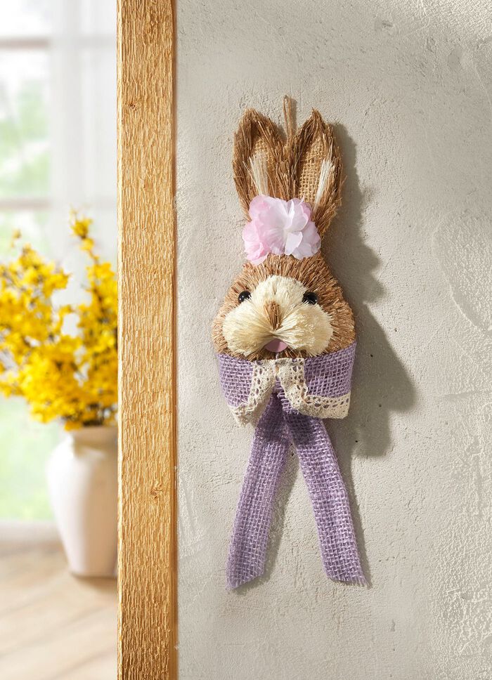 Konijnenkop gemaakt van fijngesneden raffia 