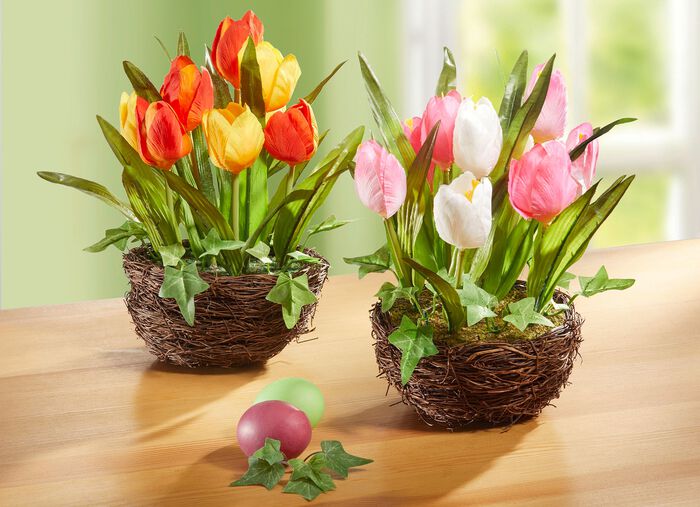 Tulpen in een rieten mand ROZE-WIT