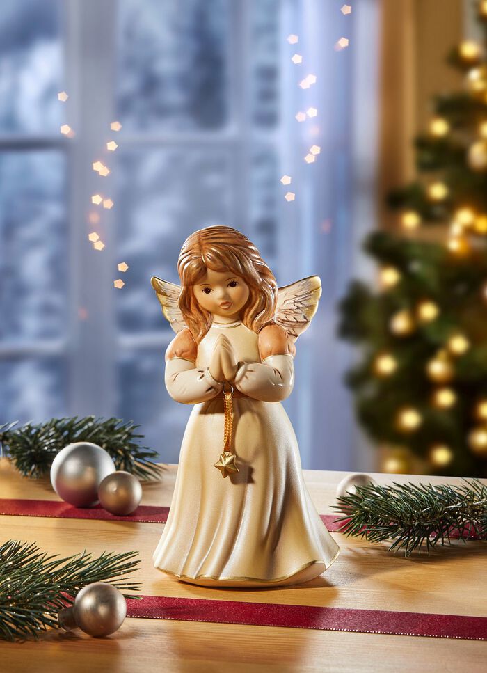 Goebel engel van fijn aardewerk 