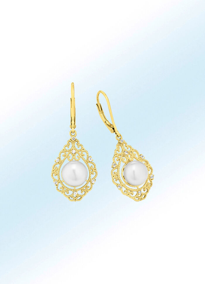 Filigrane oorbellen met zoetwaterkweekparels 