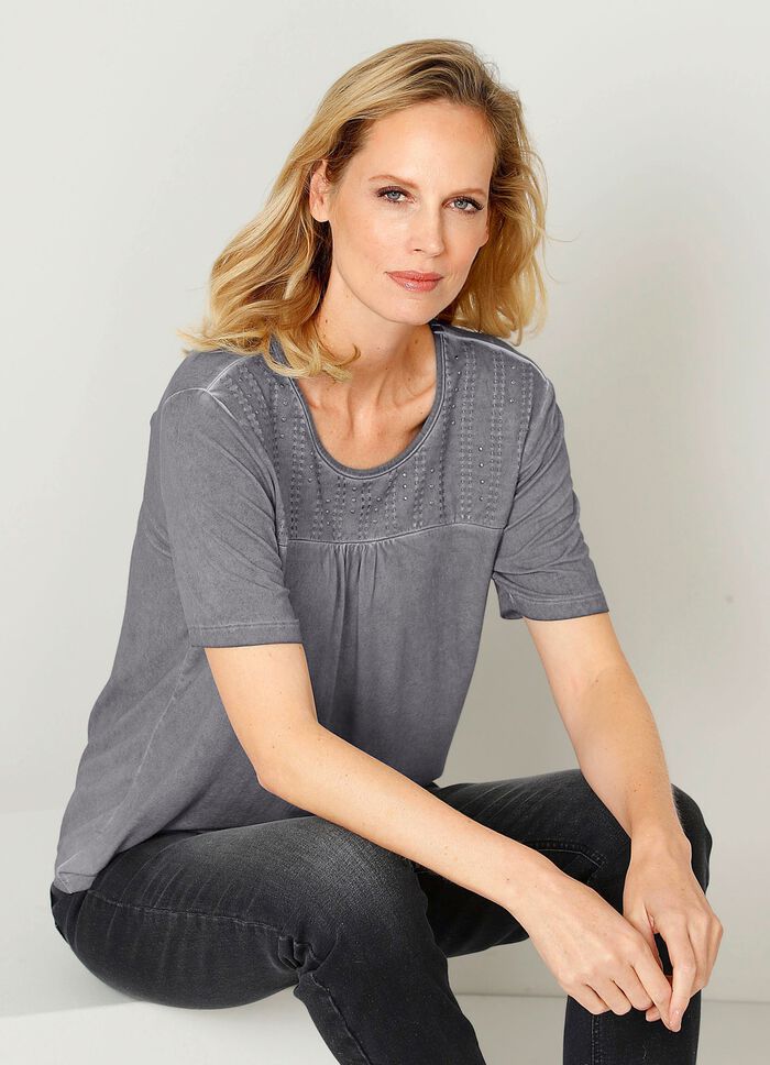 Shirt met modieuze klinknagels 