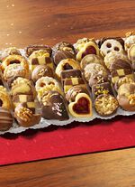 Specialiteitenmix van 16 banketcreaties 