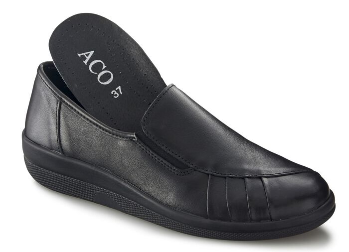 Slippers met uitneembaar voetbed ZWART