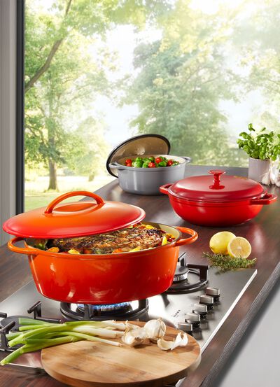 Gietijzeren Nederlandse oven en braadpan 