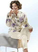 Götting pyjama, lange mouwen, met knoopsluiting en manchetten 