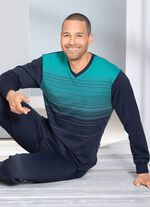 Hajo ademende comfort pyjama met V-hals en in het garen geverfd streepdesign 