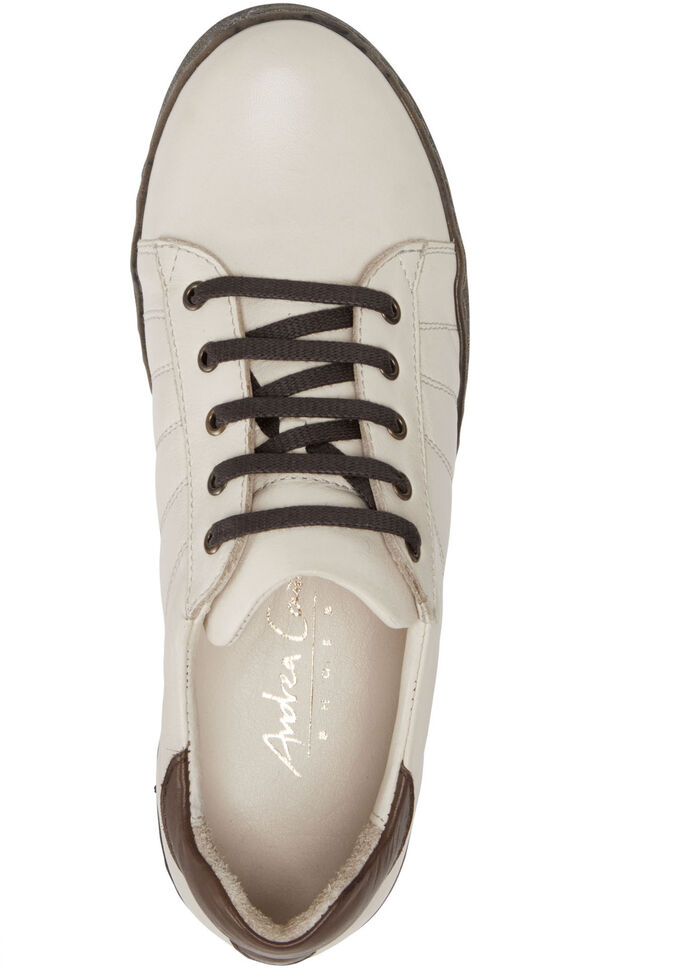 Andrea Conti veterschoenen met contrasterende bies aan de achterkant BEIGE