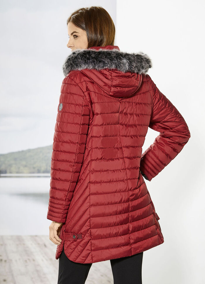 Korte jas in 2 kleuren GRANAATROOD