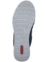 Rieker pantoffels gemaakt van zacht nubuck en textielmateriaal 