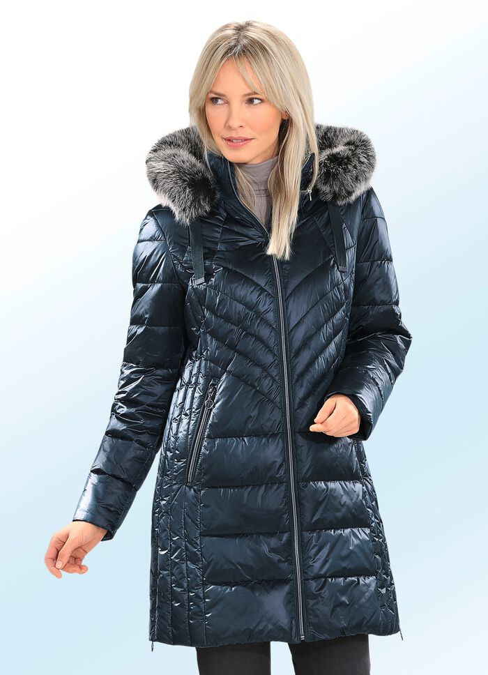 Korte jas met verticale quilt 