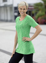 Shirt met bies aan de voorkant in 2 kleuren GROEN-LICHTGROEN