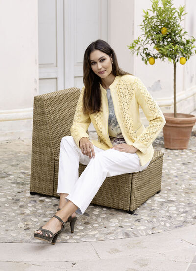 Imitatieleren blazer met uitsparingen 