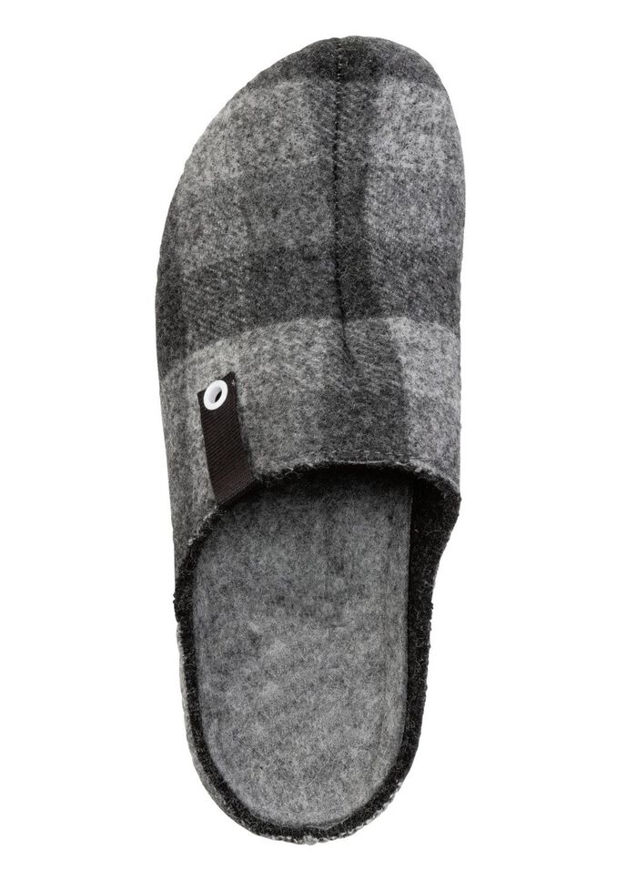 Laurina pantoffels gemaakt van geruit textielmateriaal 