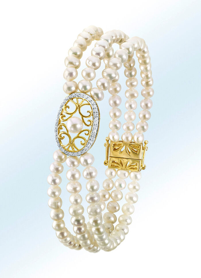 3-rijige armband van zoetwaterparels 