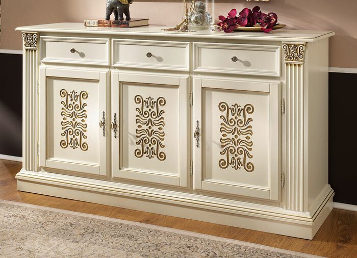 Hoogwaardige meubelserie met uitgebreide decoraties 