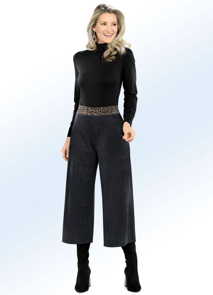 Zachte, soepel vallende culotte in suède-look ZWART