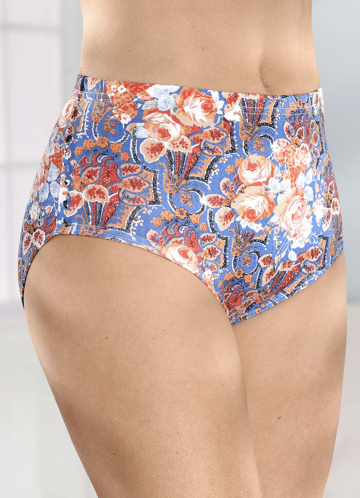 Verpakking van vijf slips met kleurrijk printdesign 