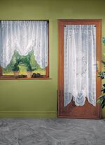 Raamdecoratie met roededoorgang 