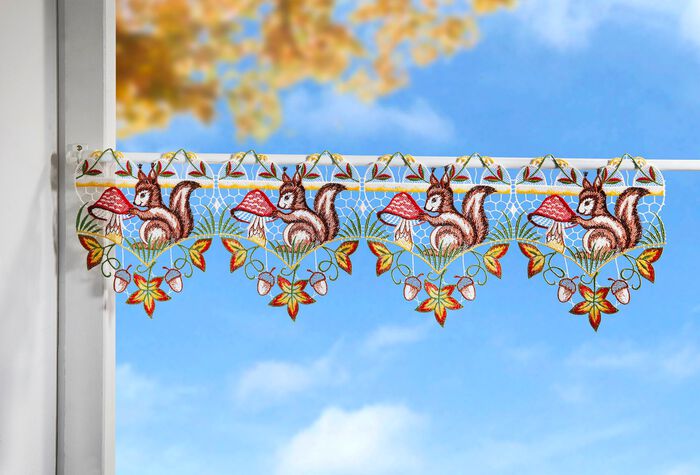 Paaldecoratie gemaakt van echt Plauenkant 