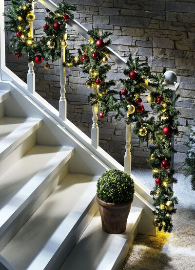 Sparrenslinger met kerstverlichting gemaakt van 80 LED's 