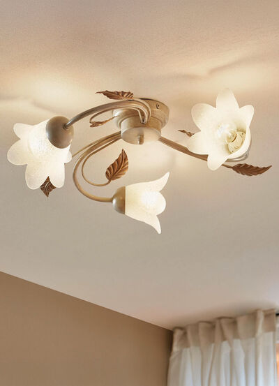 Metalen plafondlamp met glazen kappen 