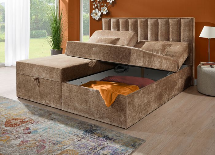 Boxspringbed met individuele hoofdbordverstelling en sierkussens 