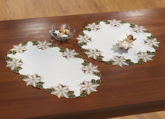 tafeldecoratie met organza inzetstukken 