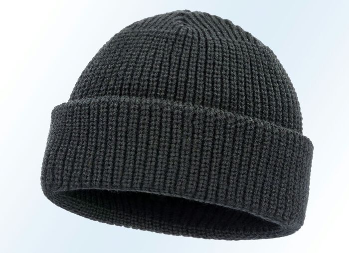 Leuke muts met dubbele manchetten ZWART