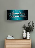 Moderne wandklok gemaakt van aluminium 