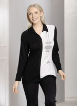 Poloshirt met effectieve bordversiering 