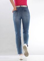 Elegante jeans met leuke decoratieve kralen 
