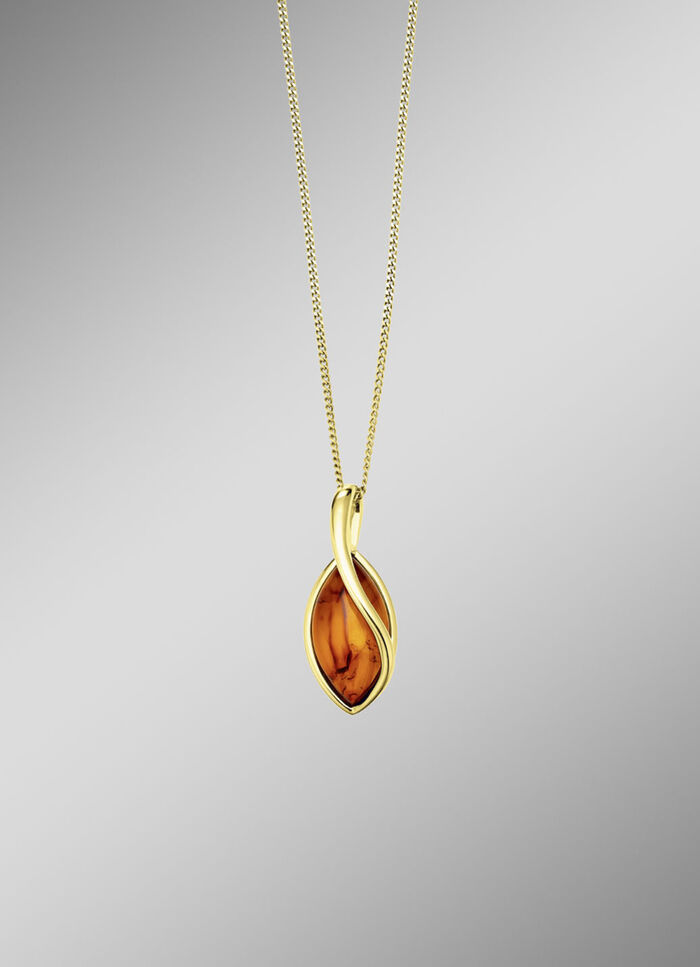 Vergulde hanger met echte barnsteen 