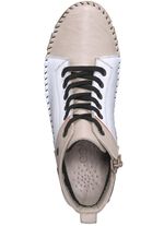 Gemini mocassin veterlaarsje met gekreukelde structuur 