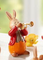 Konijnenmuzikanten gemaakt van fijn steengoed 