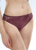Sassa set van twee slips met elastische kant BORDEAUXROOD