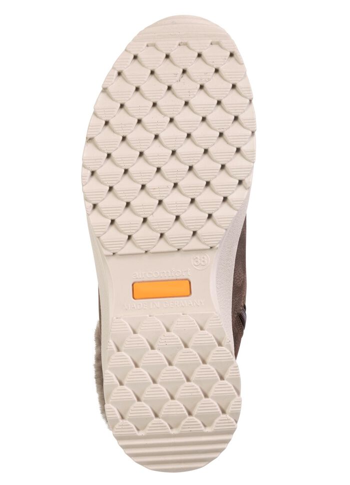 Veterlaarsjes van echt lamsleer 