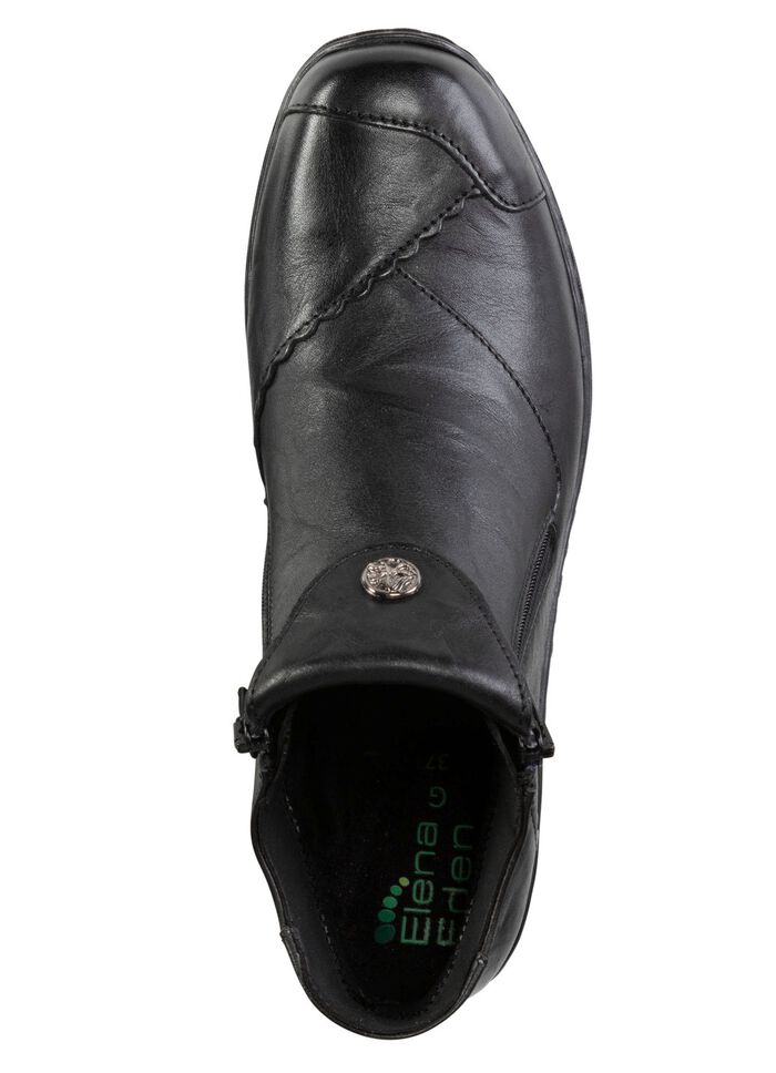 ELENA EDEN laarsje met een subtiele gekreukelde structuur en metalen sieraden ZWART