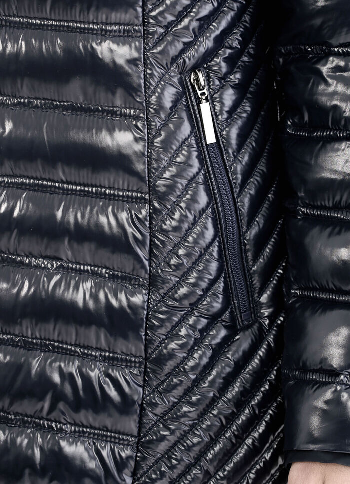 Jas met verschillende quiltvariaties 