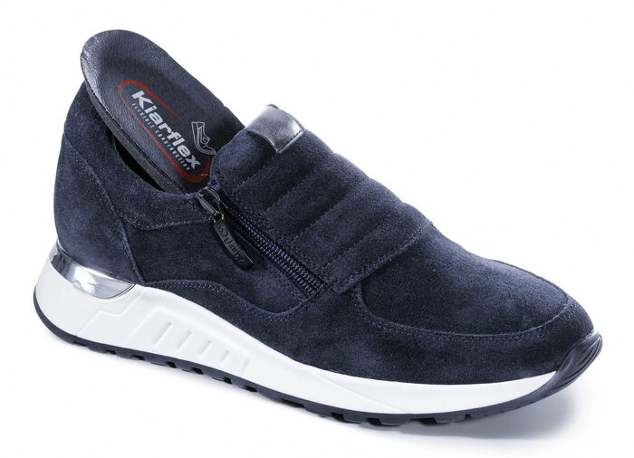 Slippers gemaakt van zacht su&egrave;de leer MARINE